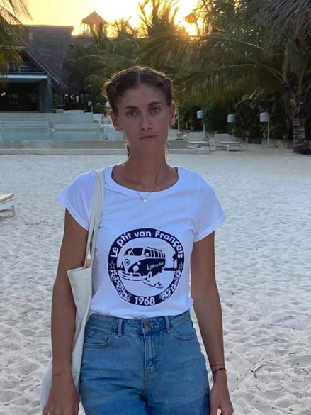 T-shirt Femme Le ptit van à la plage Blanc