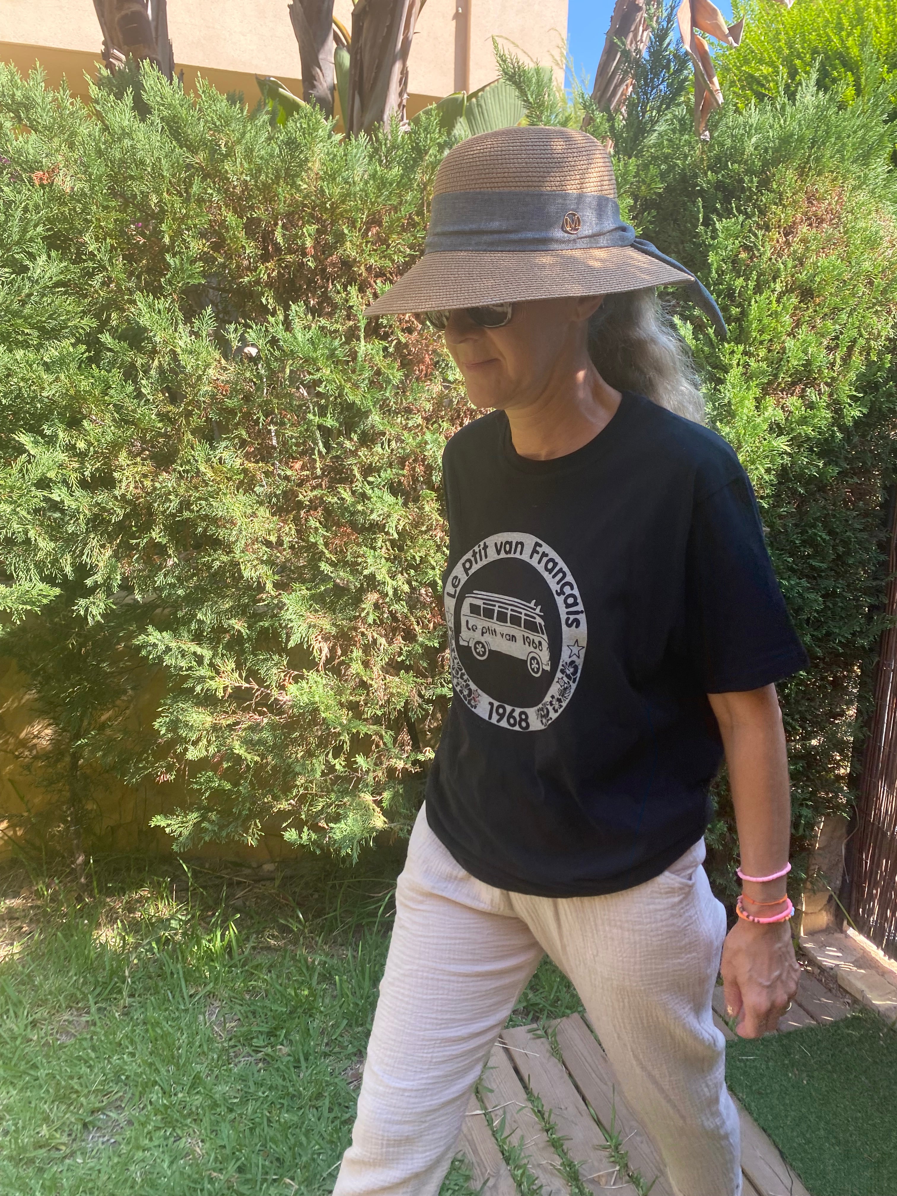 T-shirt Beige Safari Noir