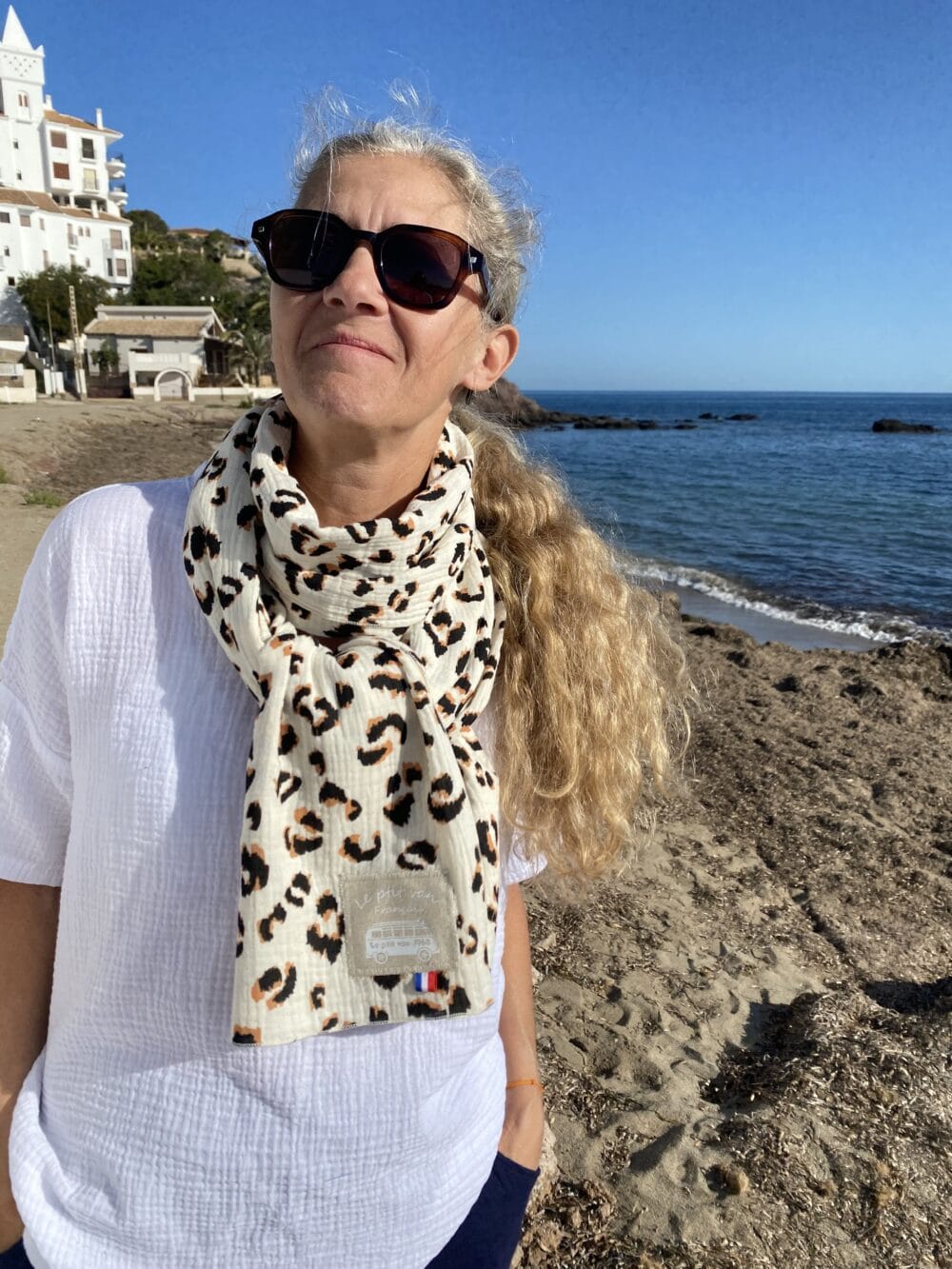 echarpe dune fauve clair le ptit van français